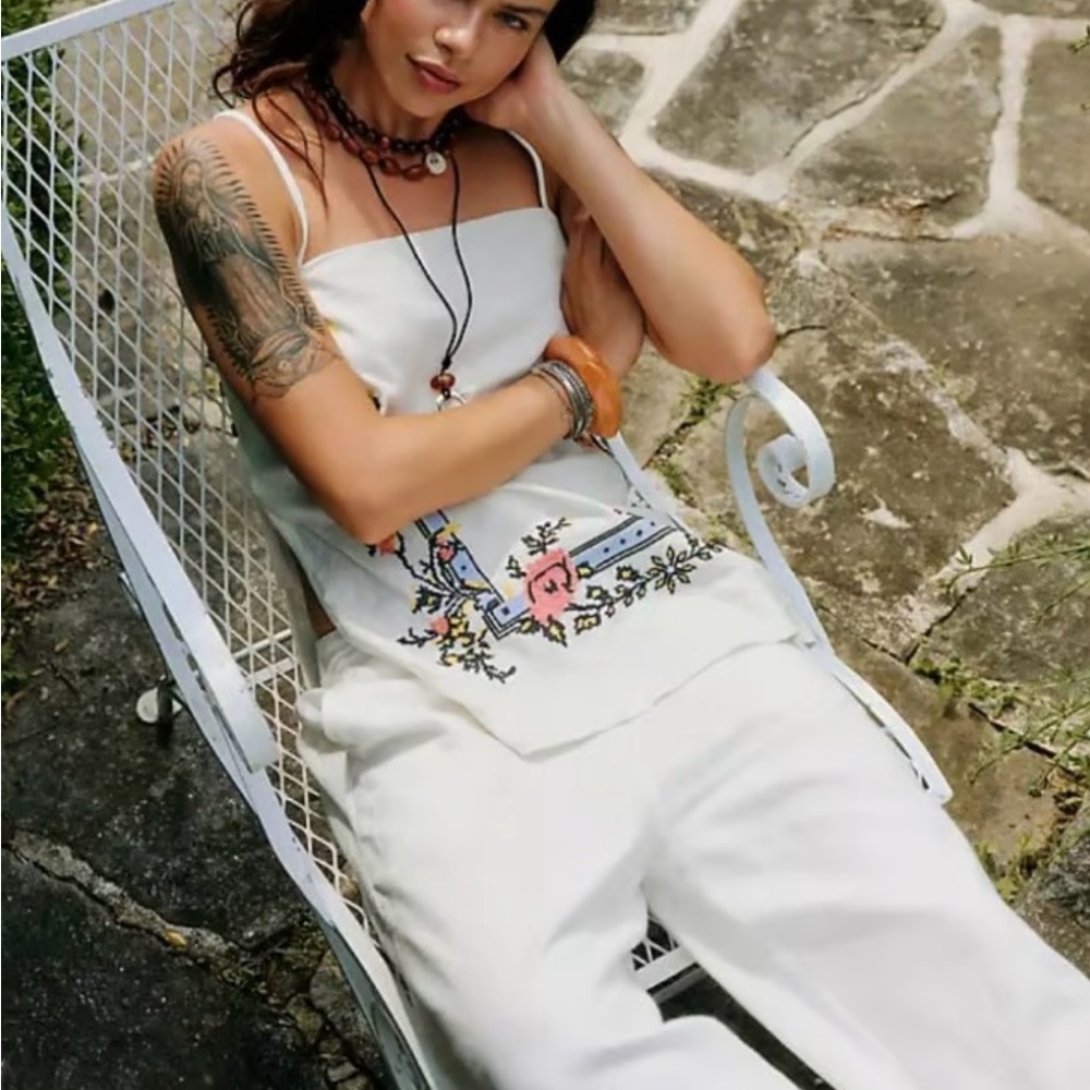 Free People Sightseer Embroidered White lined Pant with Pocket and Top Set